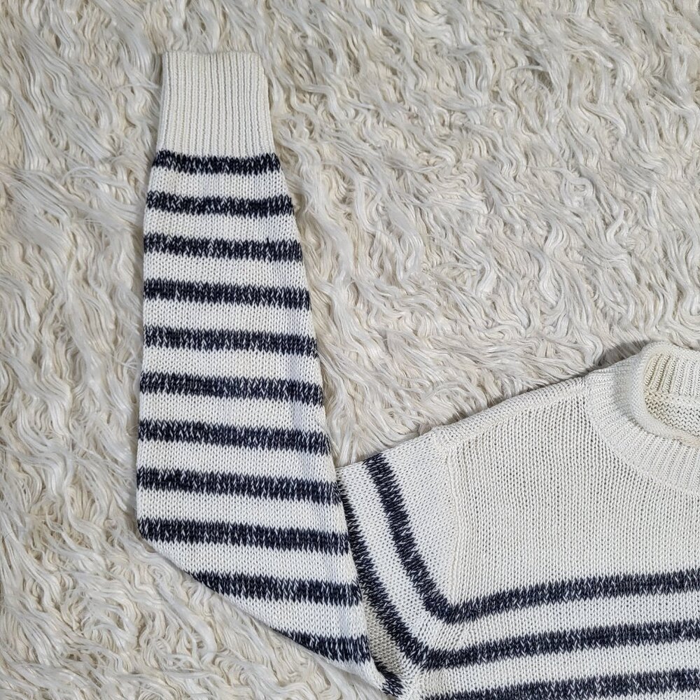 J.Crew Relaxed Linen Beach Sweater With Gold Shoulder Buttons - XS - Picture 6 of 14